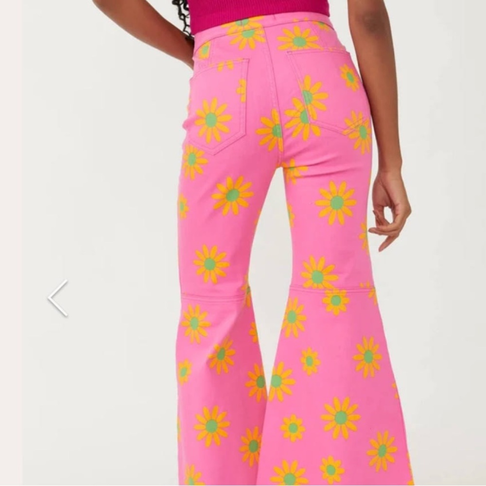 Free People Youthquake Printed Crop Flare Jeans Lipstick Combo - Picture 3 of 3